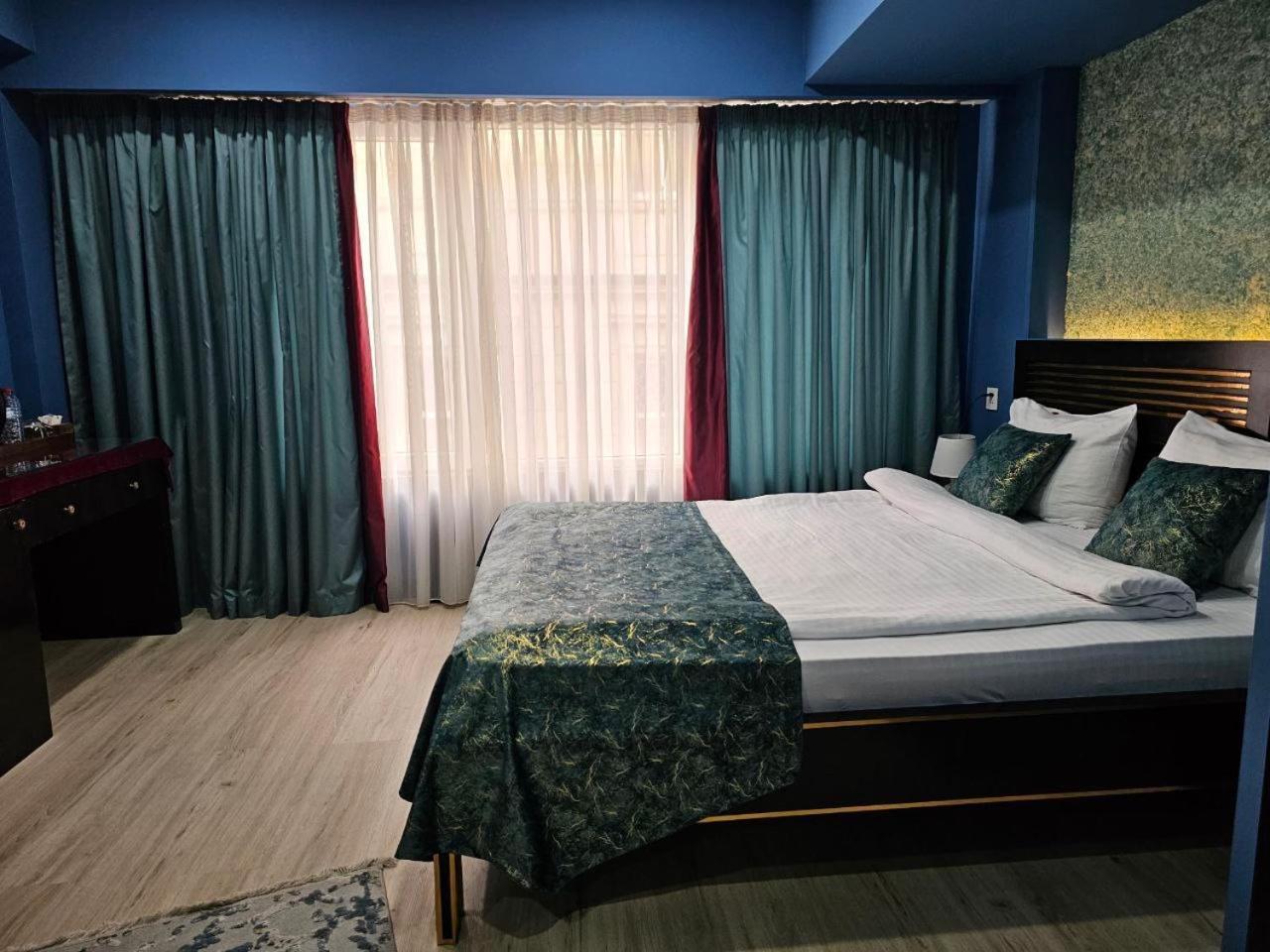 Haz Boutique Hotel Баку Екстериор снимка